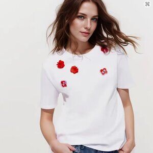 Empress Women's Tshirt Top Short Sleeves White Red Floral Size M NWT